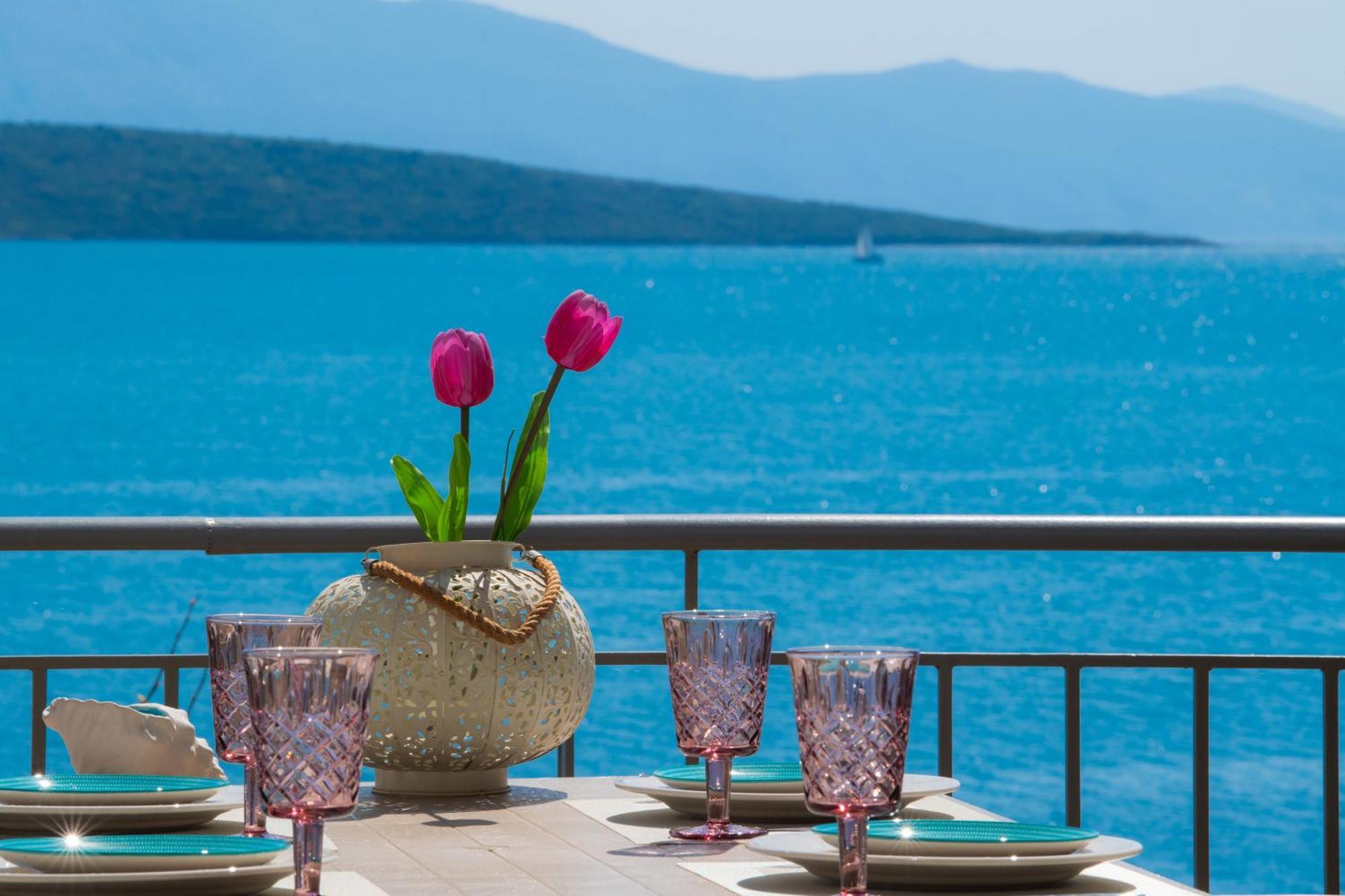 Meteora Suites Nikiana Bagian luar foto